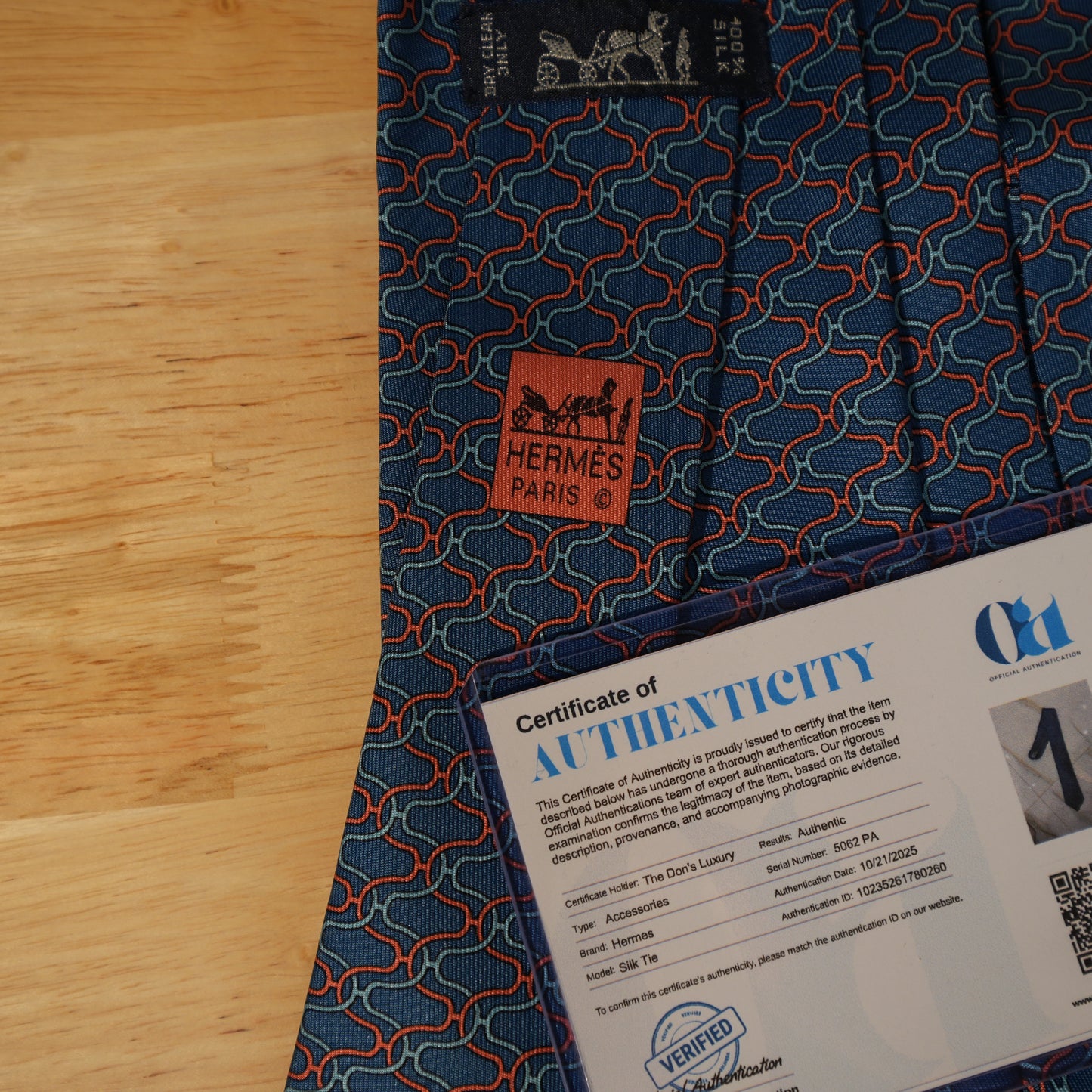 HERMES 100% Silk Tie