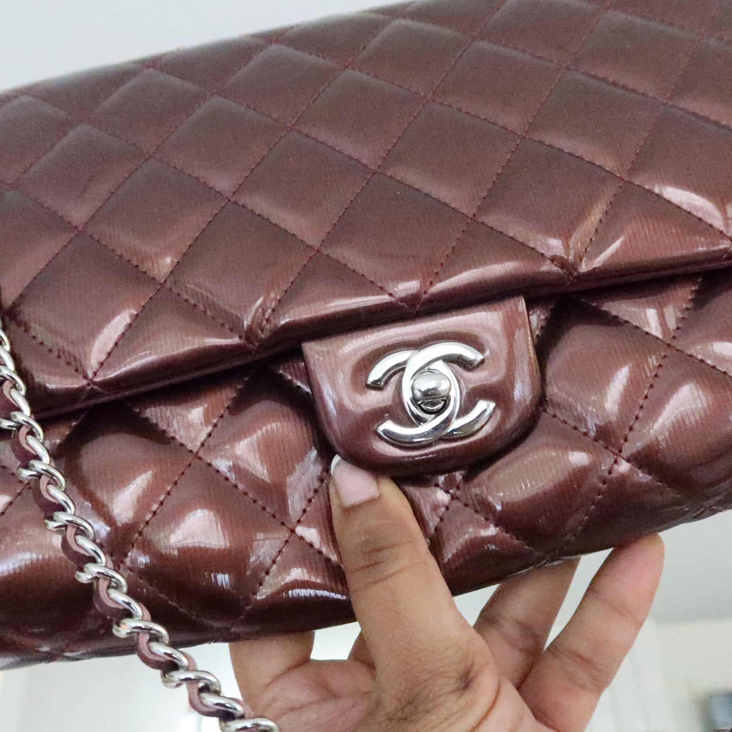 CHANEL Matelasse Patent Leather Chain Shoulder Bag Burgundy