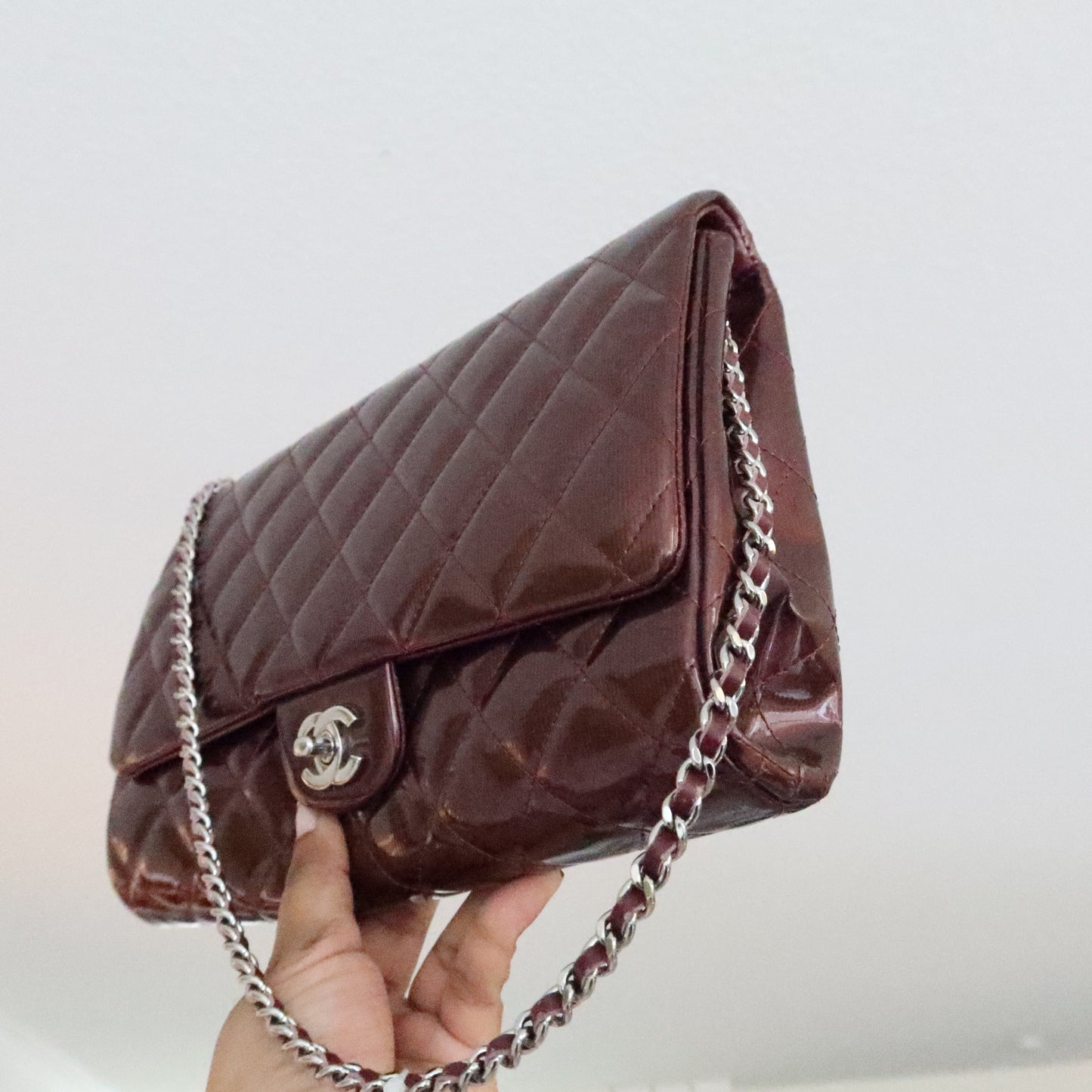 CHANEL Matelasse Patent Leather Chain Shoulder Bag Burgundy