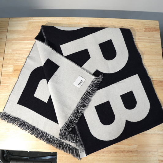 BURBERRY Reversible Scarf 100% WOOL