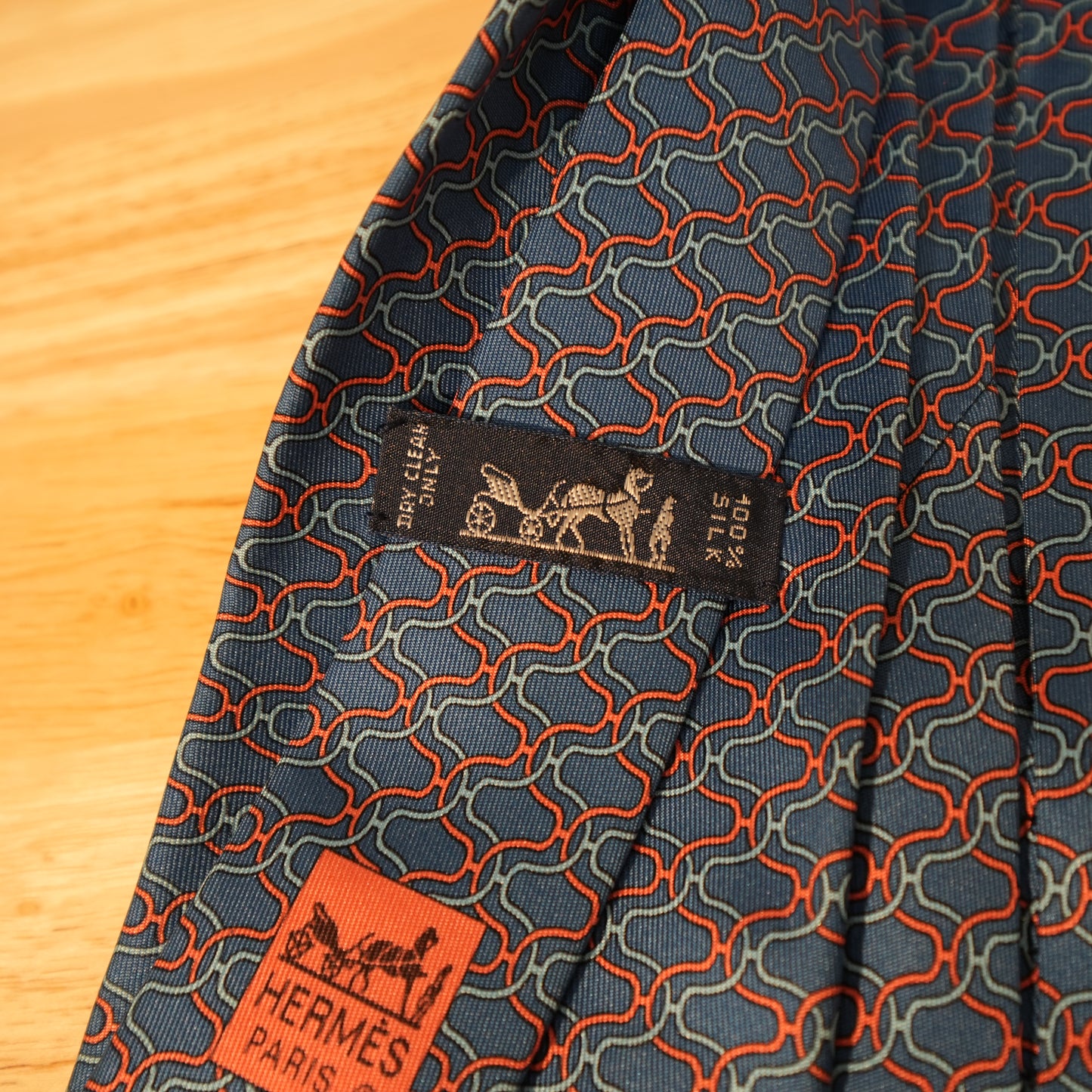 HERMES 100% Silk Tie