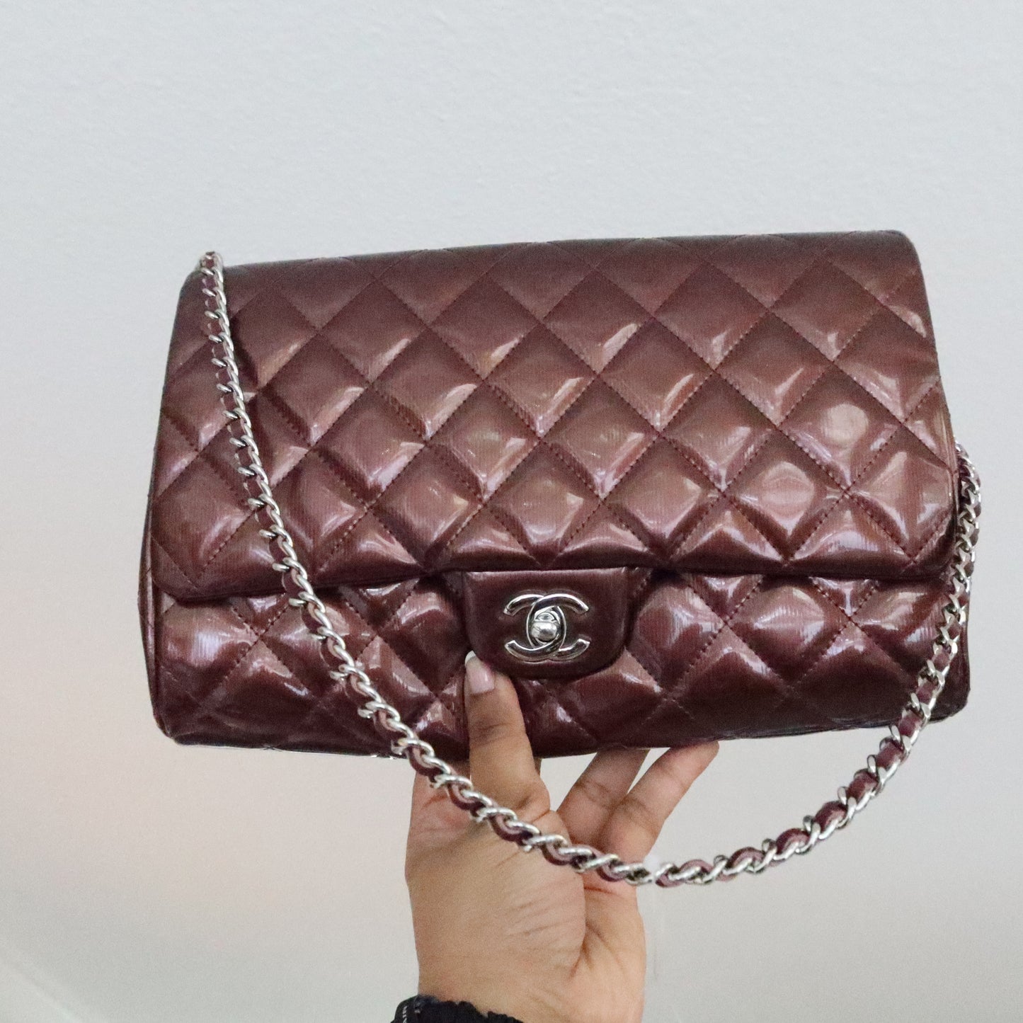 CHANEL Matelasse Patent Leather Chain Shoulder Bag Burgundy