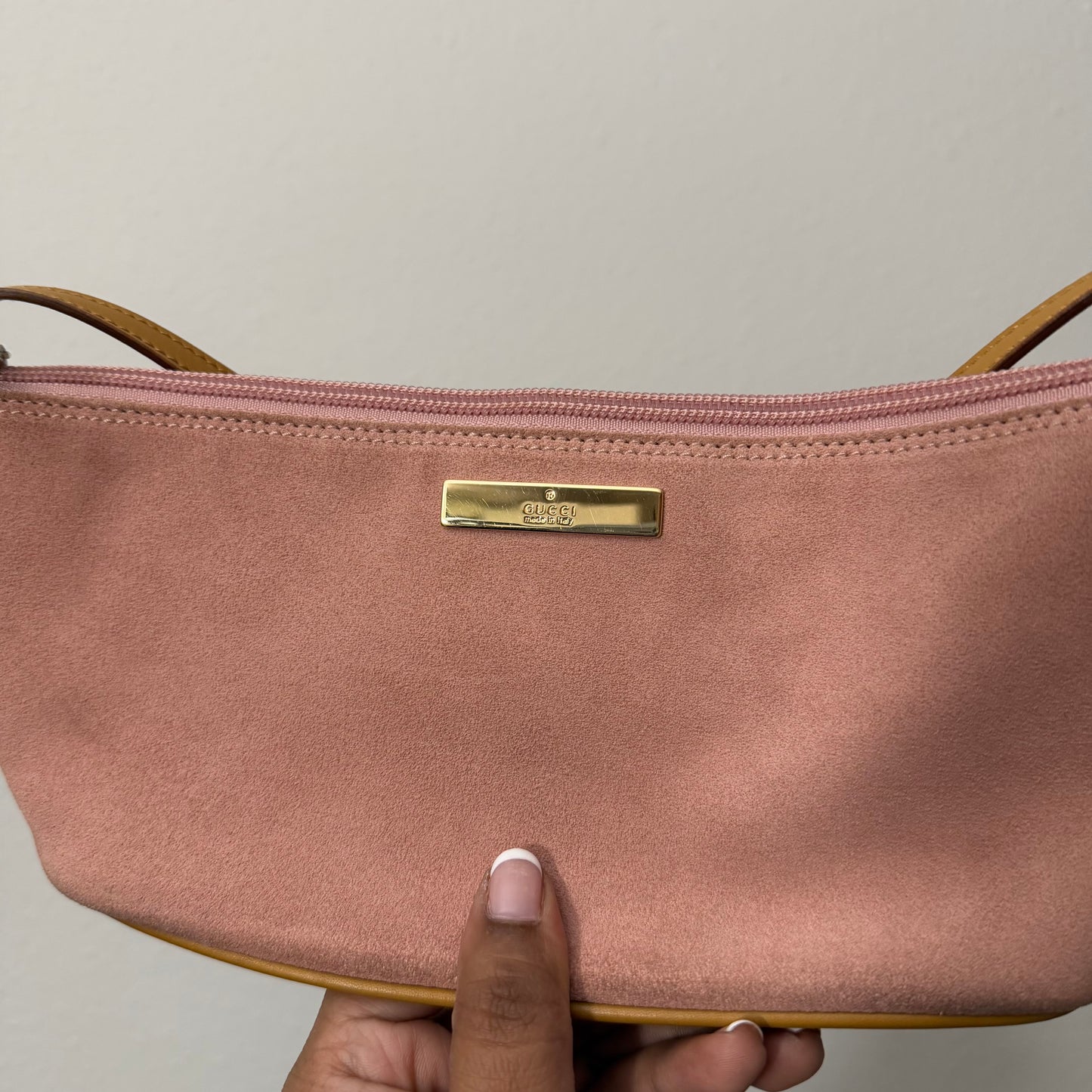 GUCCI Pink Suede Pouch