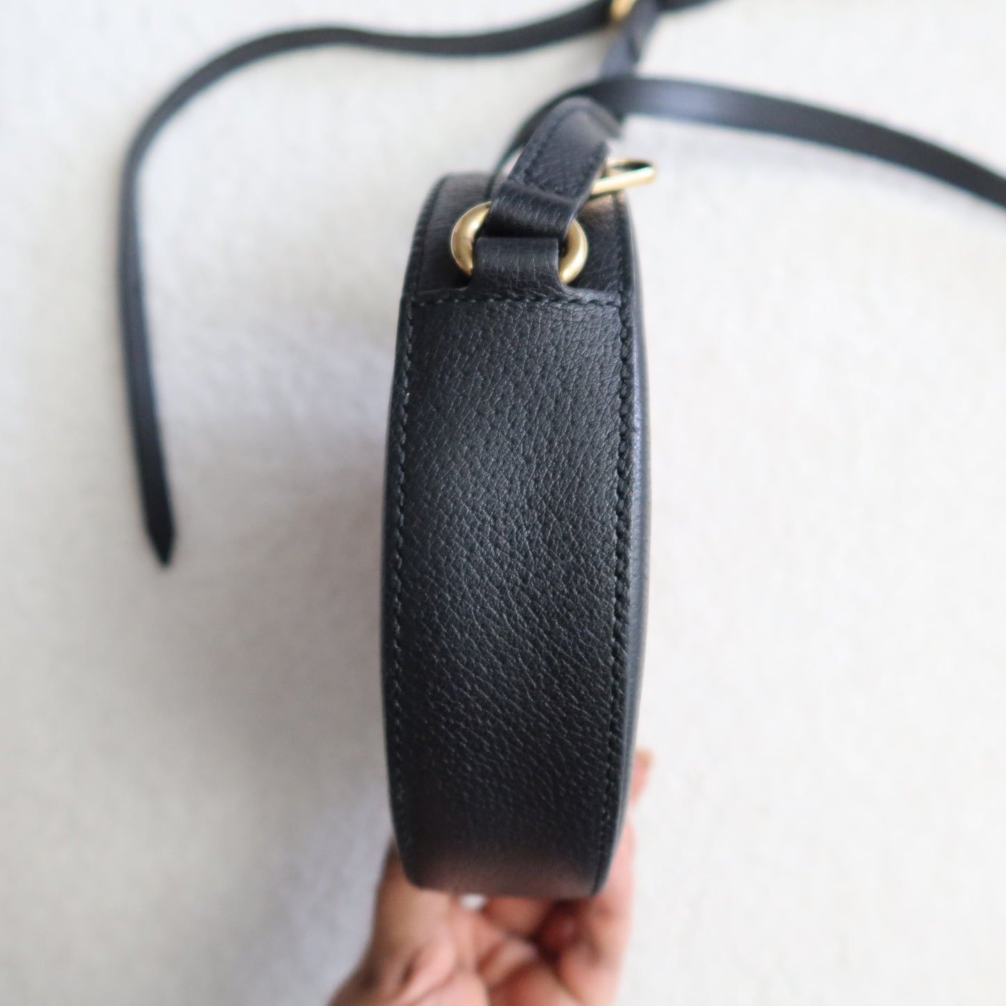 GUCCI Black Leather Red Velvet Circle Crossbody Bag