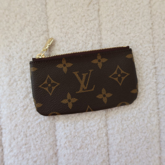 LOUIS VUITTON Monogram Key Cles