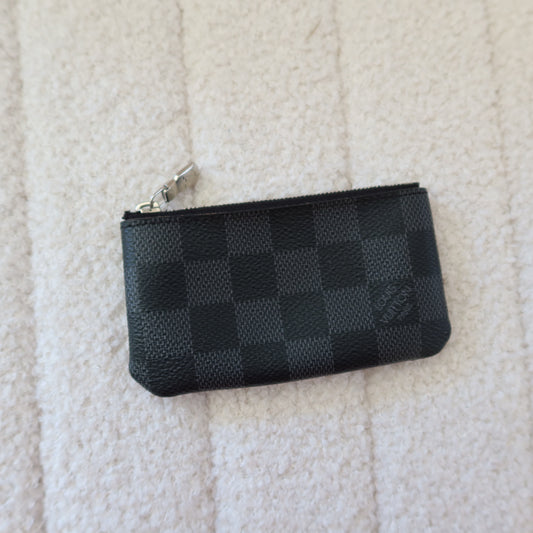 LOUIS VUITTON Damier Graphite Key Cles