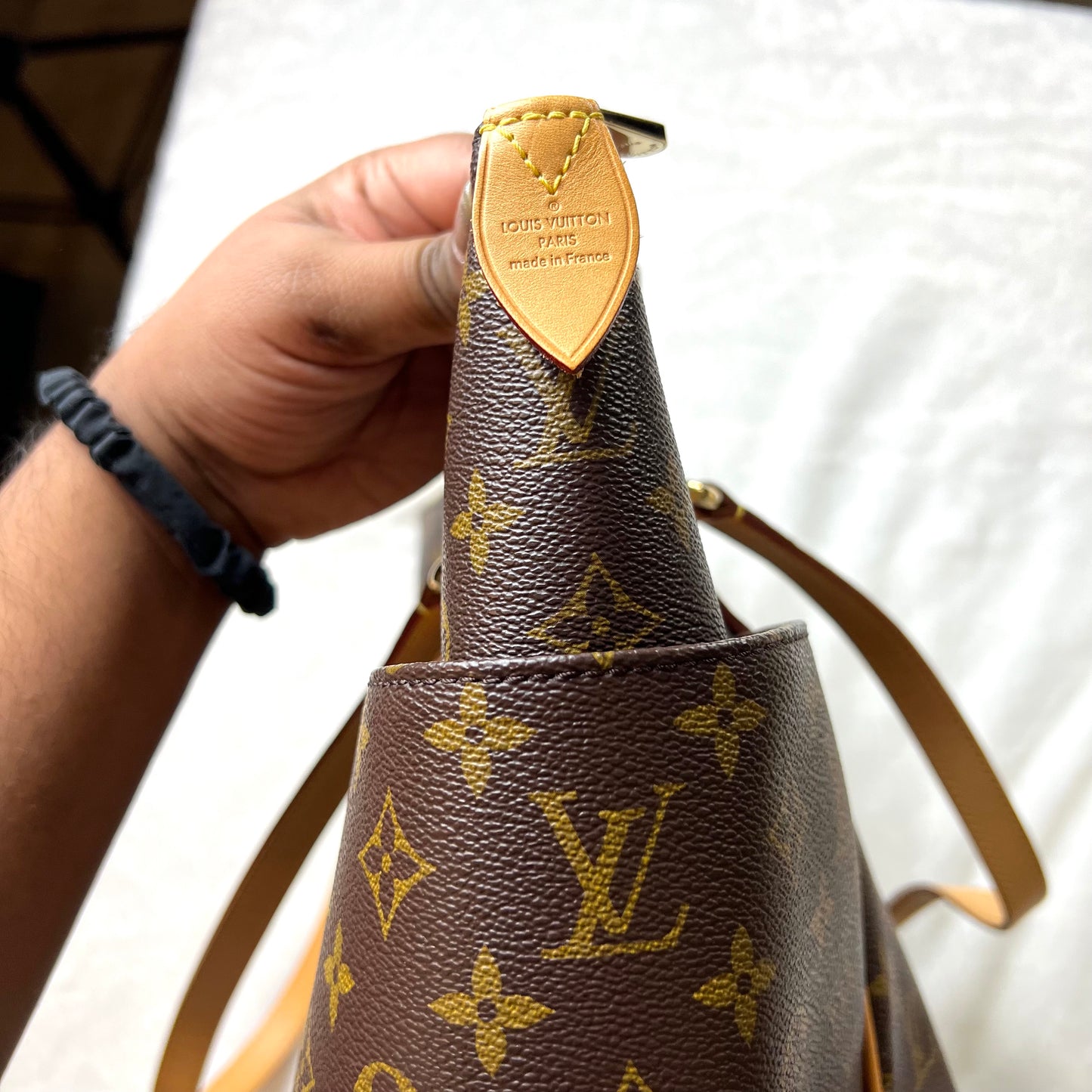 LOUIS VUITTON Monogram Totally MM
