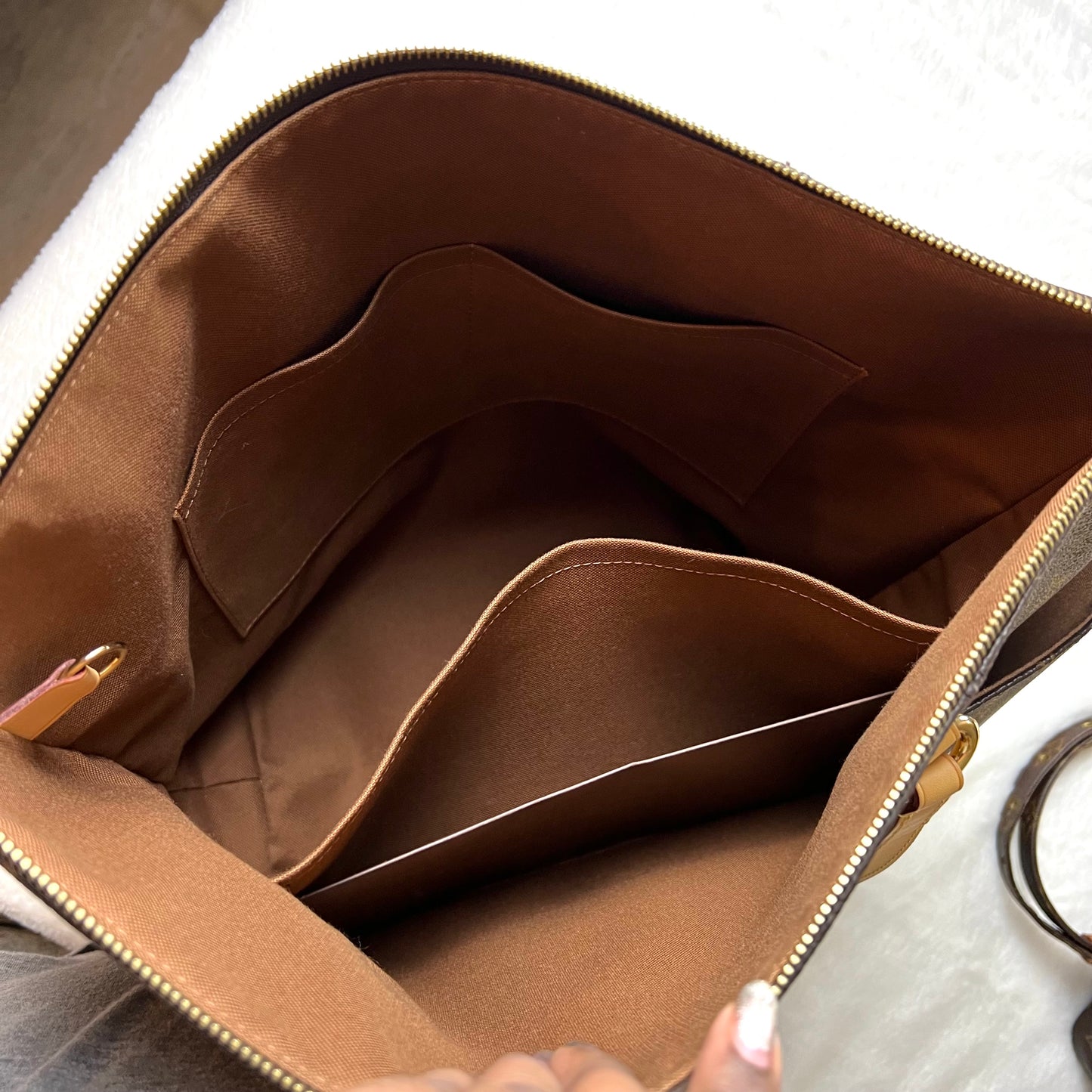 LOUIS VUITTON Monogram Totally MM