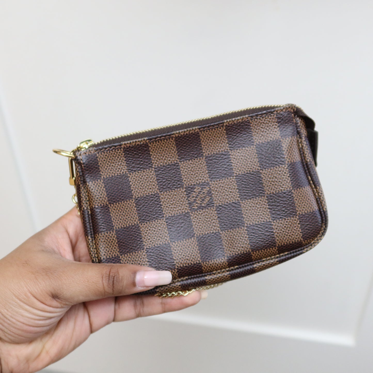 LOUIS VUITTON Damier Ebene Mini Pochette