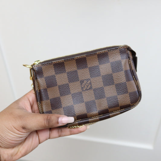 LOUIS VUITTON Damier Ebene Mini Pochette