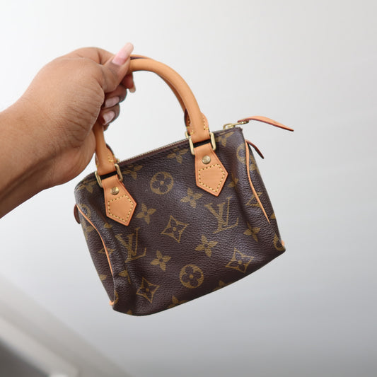 LOUIS VUITTON Vintage Monogram Nano Speedy