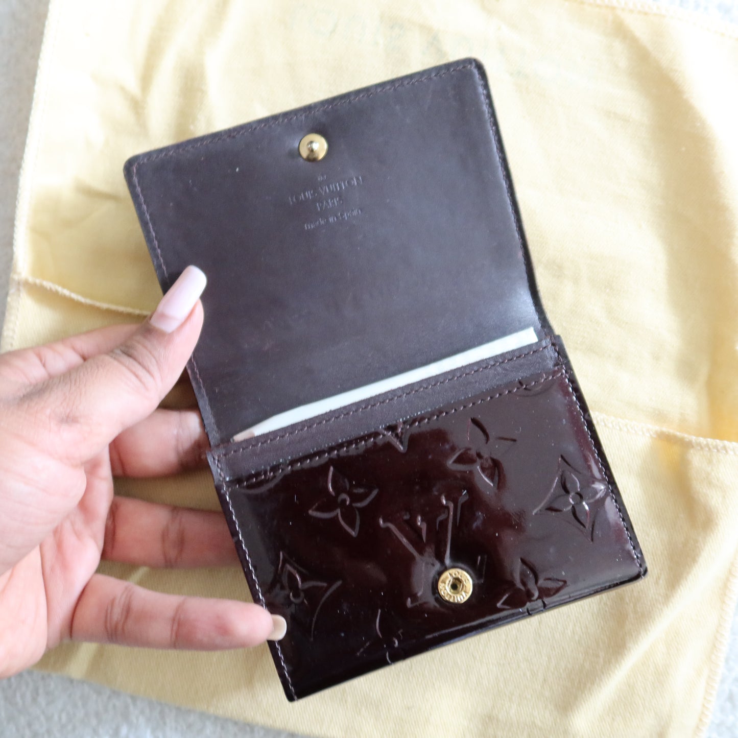 LOUIS VUITTON Amarante Vernis Envelope Business Card Holder