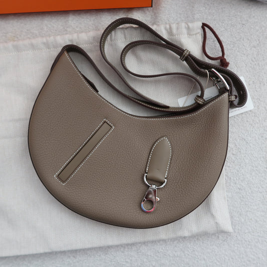 HERMES Etoupe Togo Petite Arcon with Palladium Hardware (PHW)