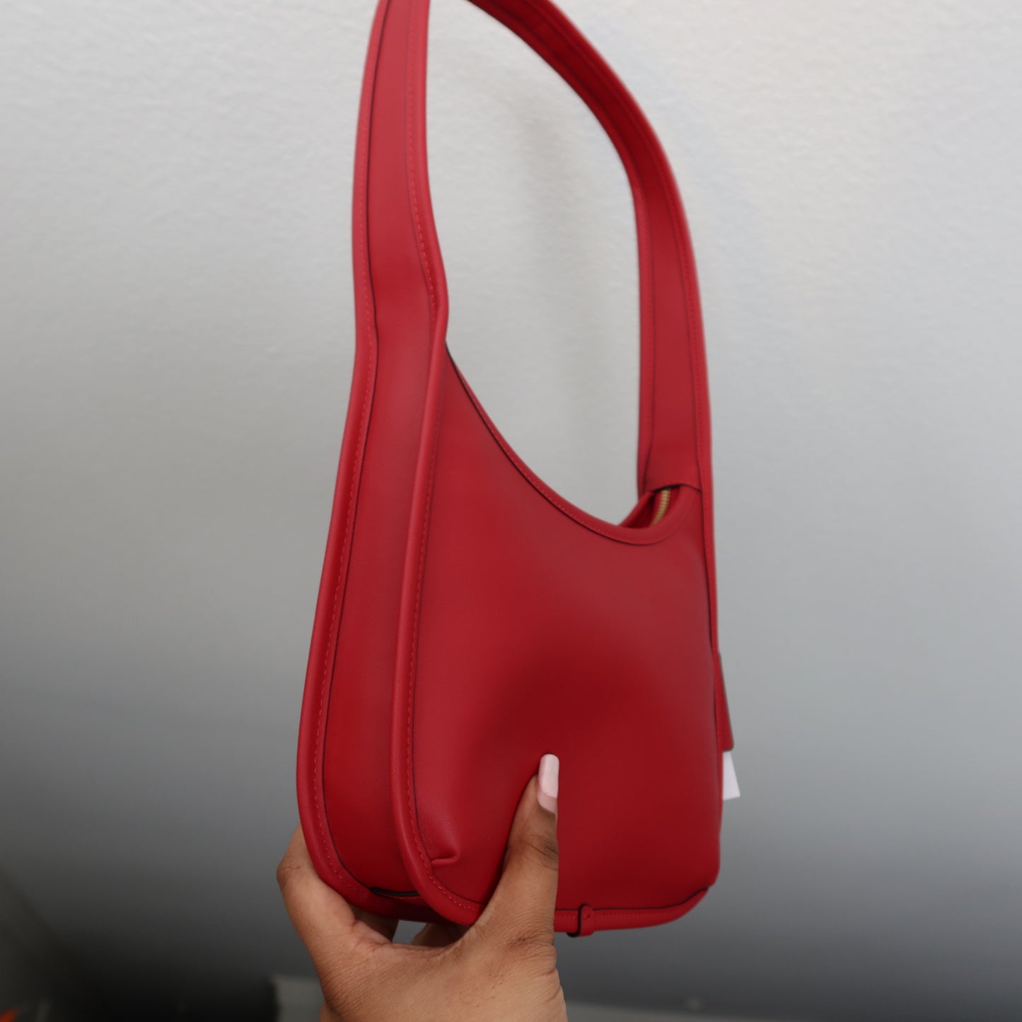 COACH Curve Zip Small Leather Shoulder Bag