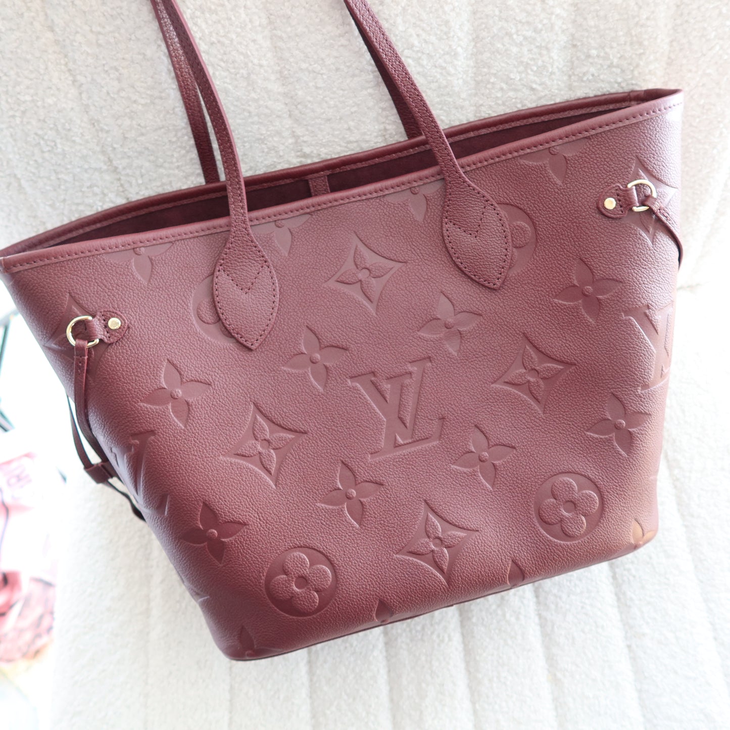 LOUIS VUITTON Neverfull MM Empreinte Leather Burgundy