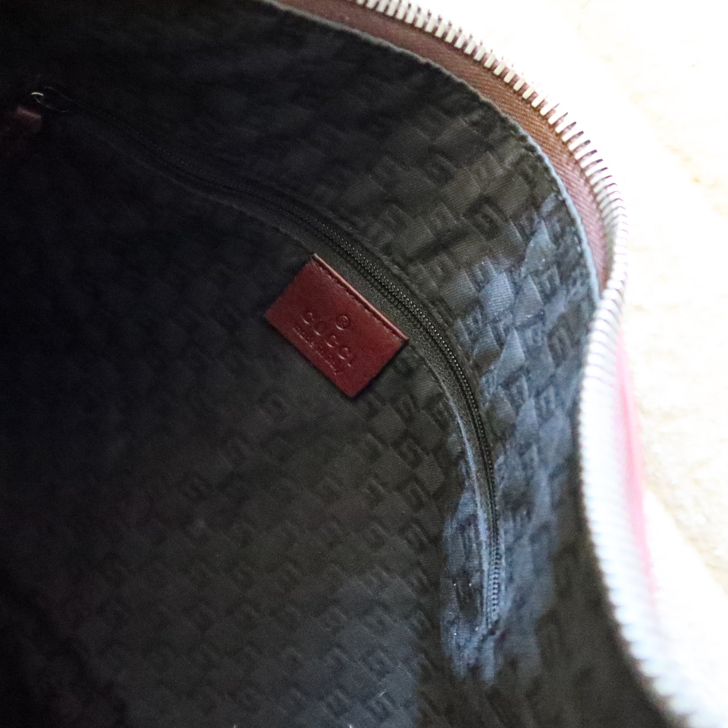 GUCCI Maroon Leather Crescent Hobo Shoulder Bag