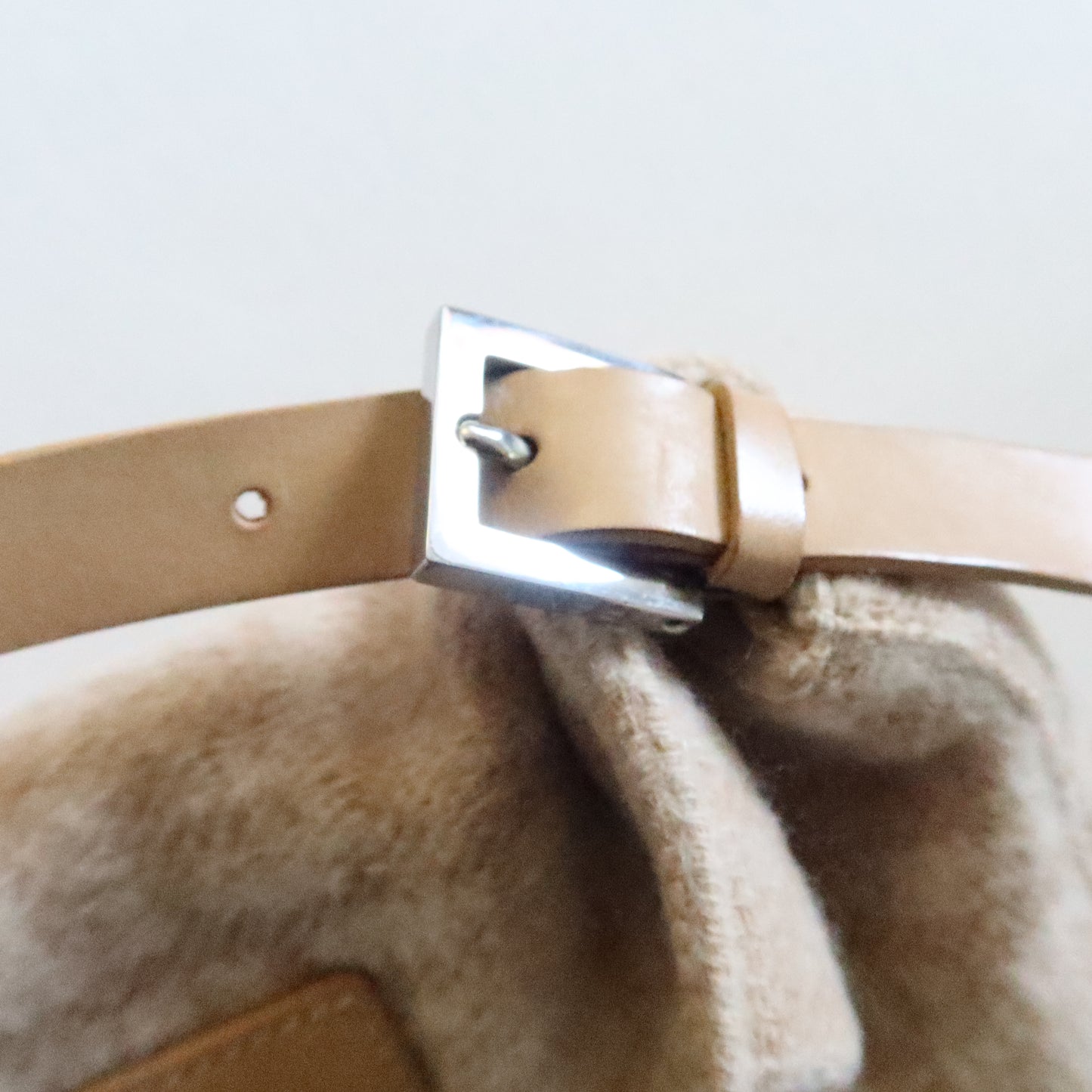 FENDI Wool Baguette Bag Beige