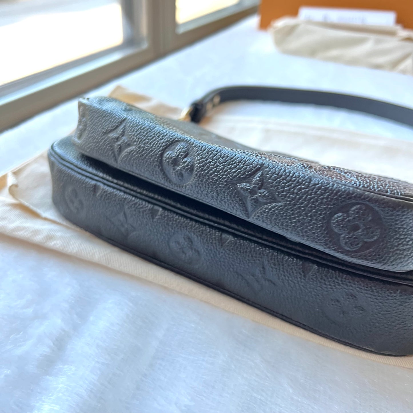 LOUIS VUITTON Black Empreinte Multi Pochette Accessoires