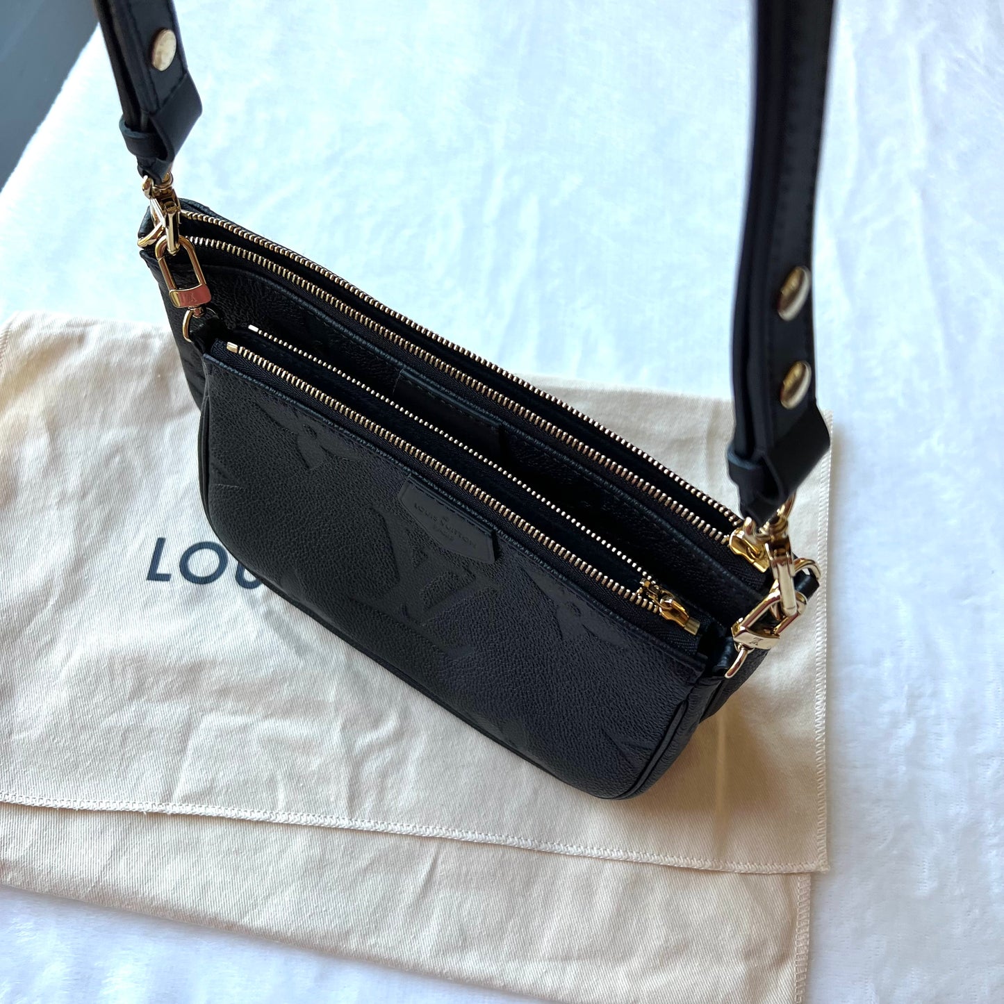 LOUIS VUITTON Black Empreinte Multi Pochette Accessoires