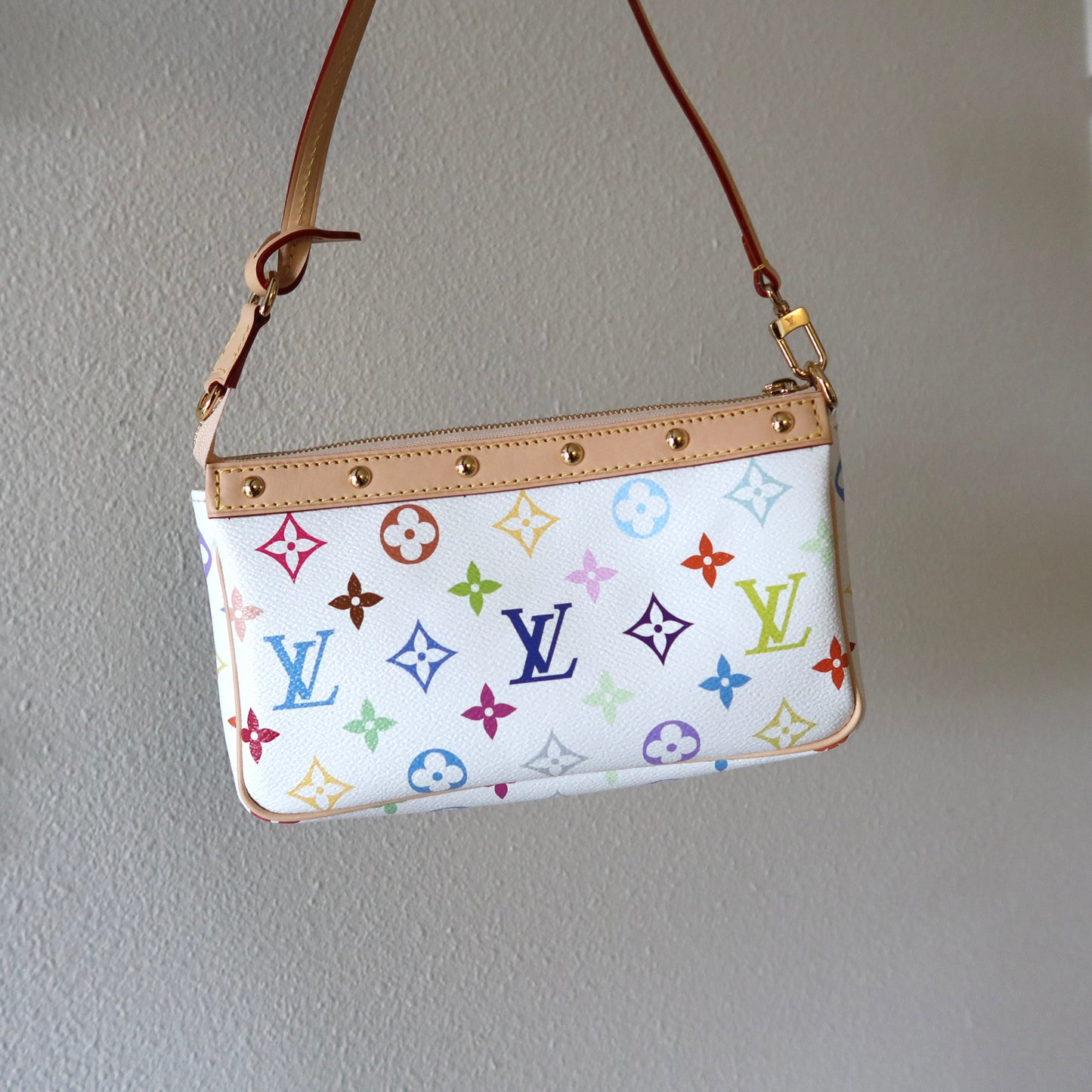 LOUIS VUITTON Murakami Multicolor White 20 Yr Anniversary Pochette Accessoires