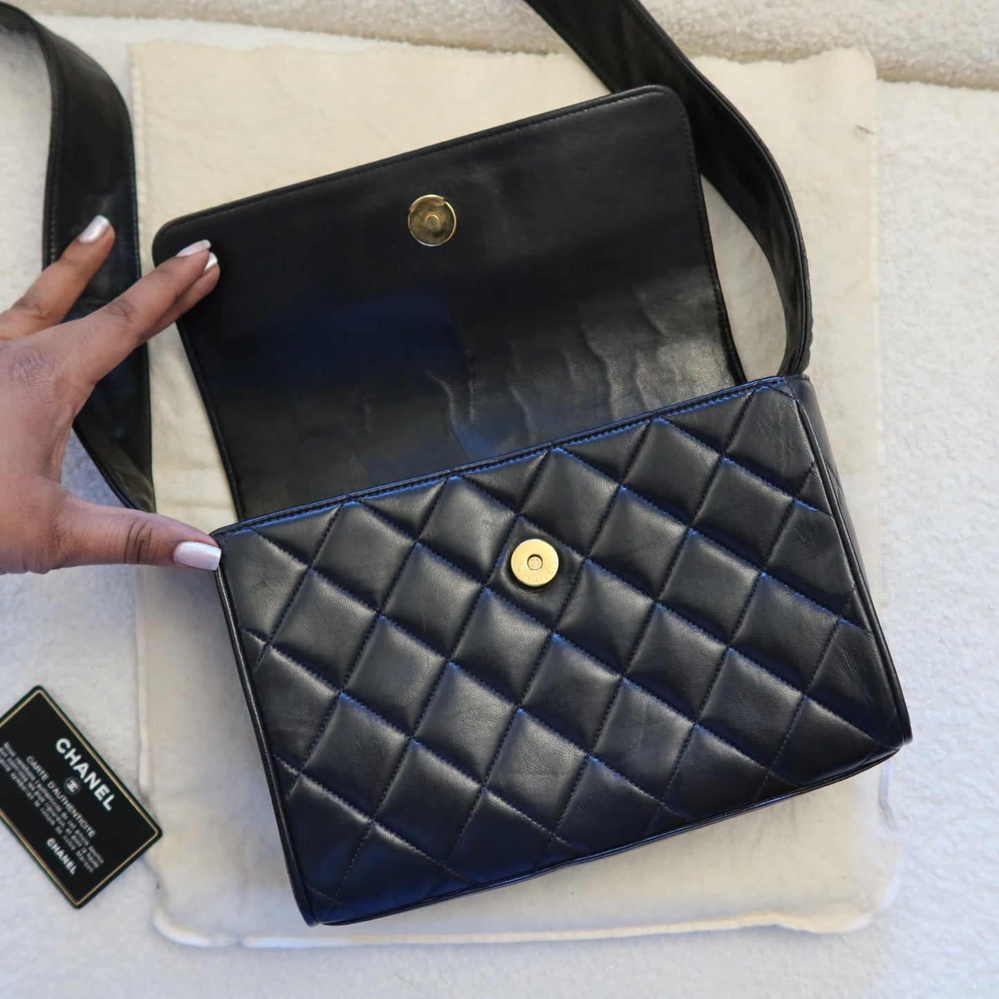 CHANEL 1994 Lambskin Quilted Black Shoulder Crossbody Bag