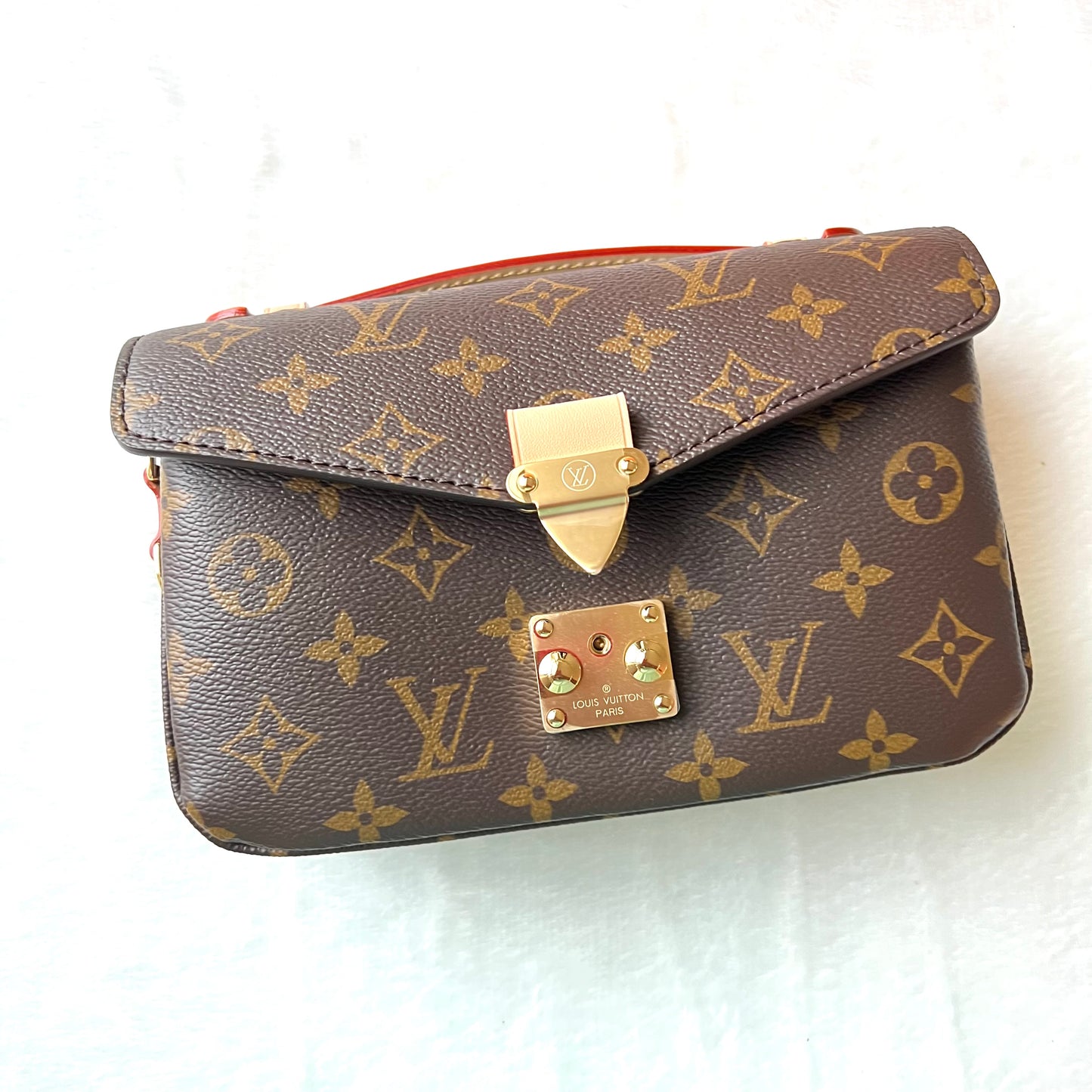 LOUIS VUITTON Monogram Pochette Metis East West
